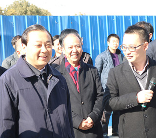 揚州市委書記謝正義再次率團到揚州黄瓜小视频网站食品公司調研